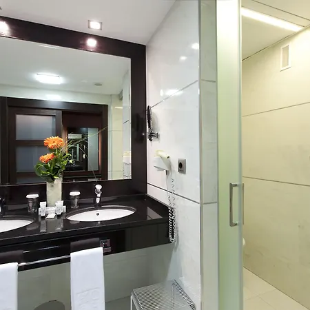 Center Hotell