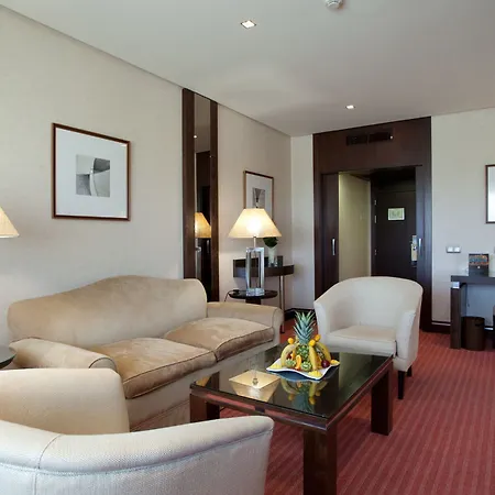 Hotell Center 4*