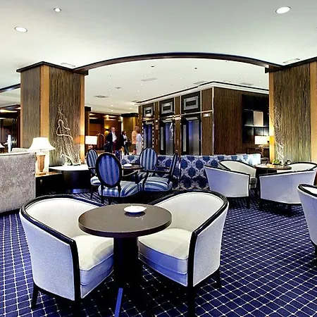 Center 4* Córdoba